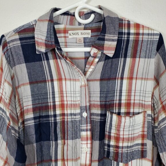 Knox Rose Plaid Flannel Blouse with button roll tabs and  crochet inlay, Size XL - Picture 8 of 13